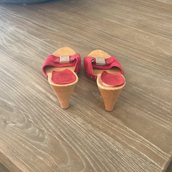 Chanel white and wood heels - Picture 2 of 2